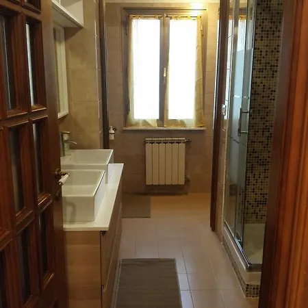 Rosselli Charme Apartment- Centro - La Spezia