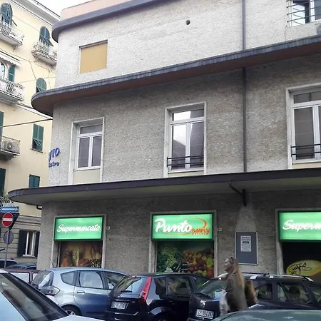Apartment Rosselli Charme Apartment- Centro -