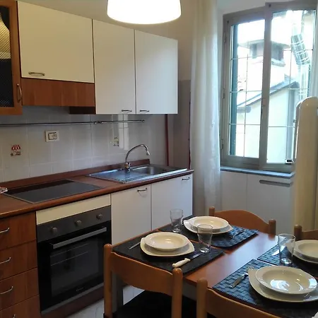 Rosselli Charme Apartment- Centro - Appartement
